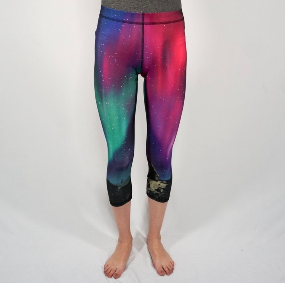 ZARA TEREZ Northern Lights Capri Leggings